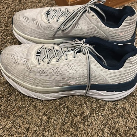 Hoka Bondi 6 shoes - Picture 1 of 7